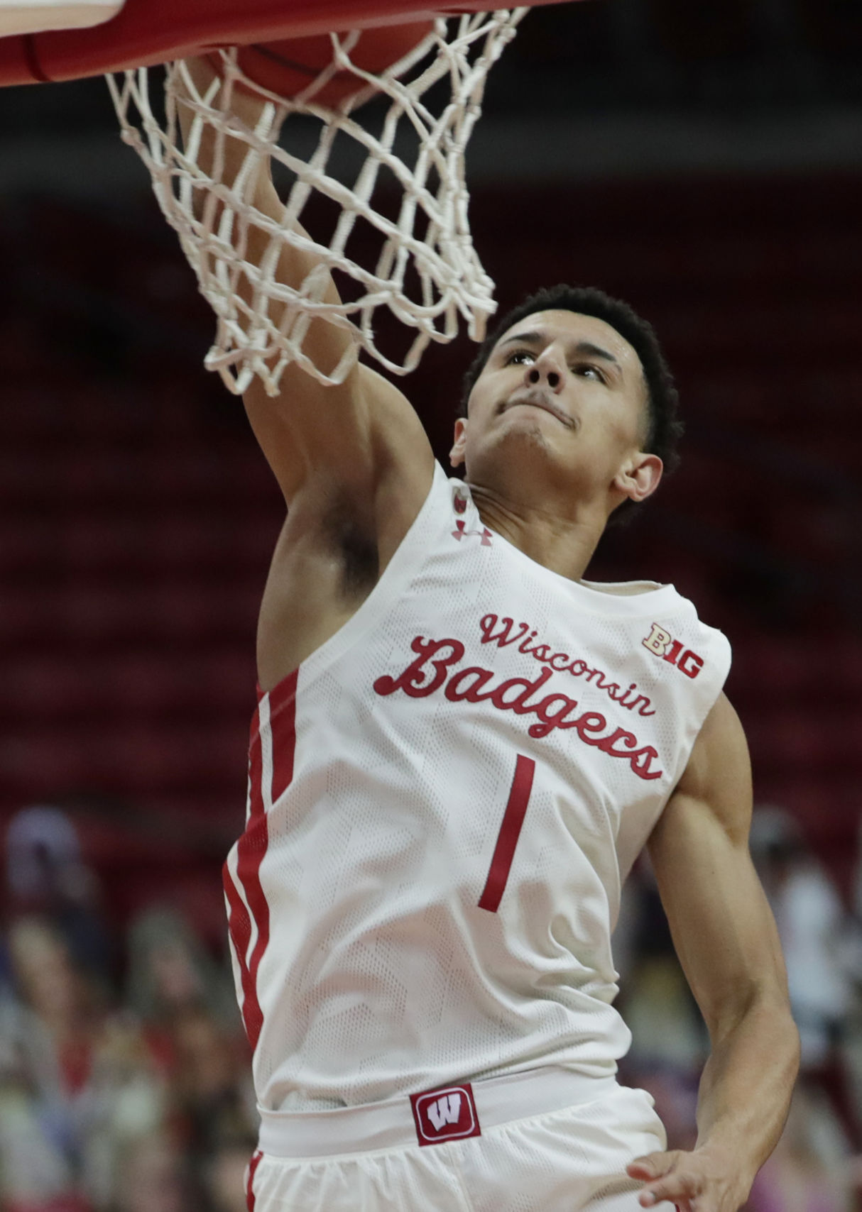 UW 71, Minnesota 59